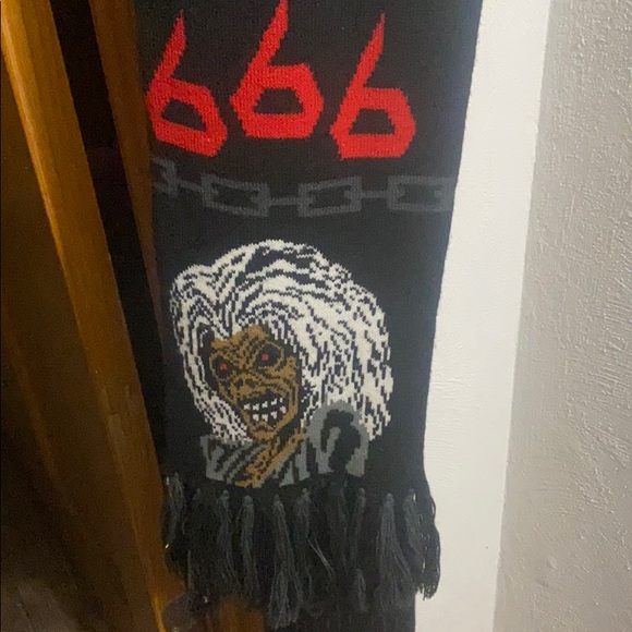 IRON MAIDEN Eddie 666 Scarf - NEW 🎶🖤 - Picture 4 of 8